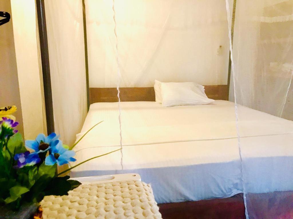 Freedom192 Hotel Weligama Buitenkant foto