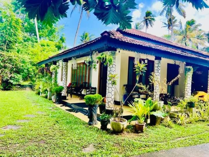 Freedom192 Hotel Weligama Buitenkant foto