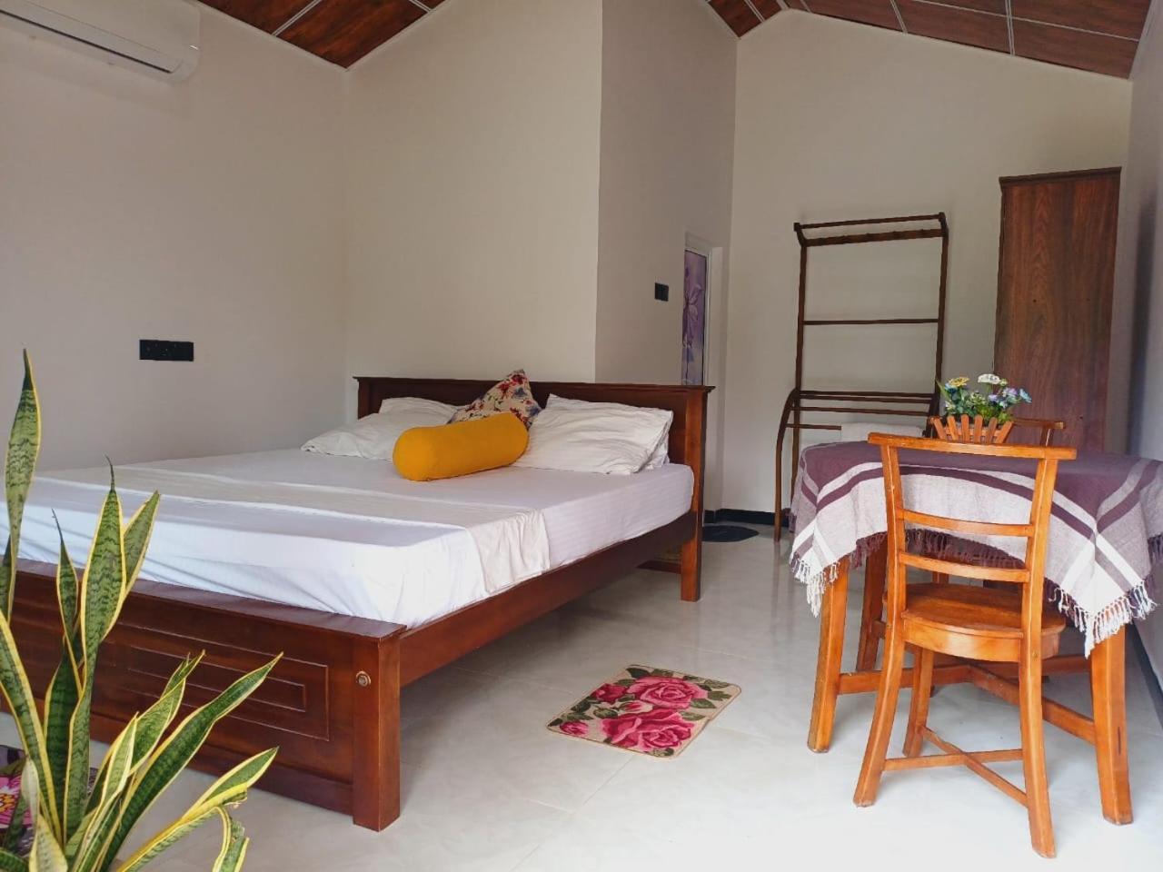 Freedom192 Hotel Weligama Buitenkant foto