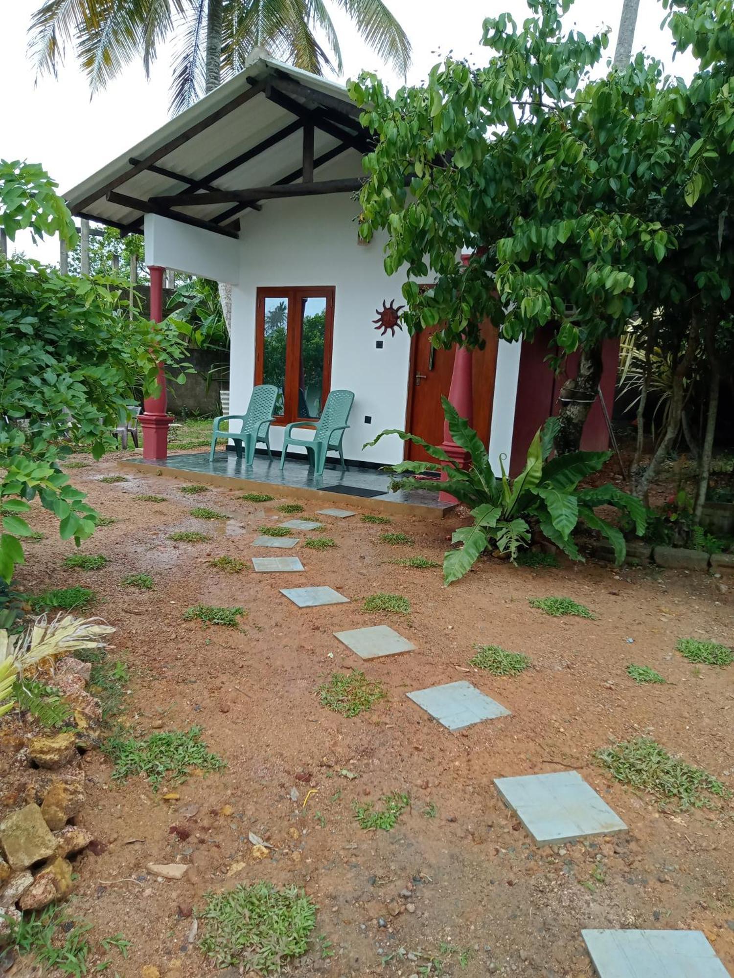 Freedom192 Hotel Weligama Buitenkant foto