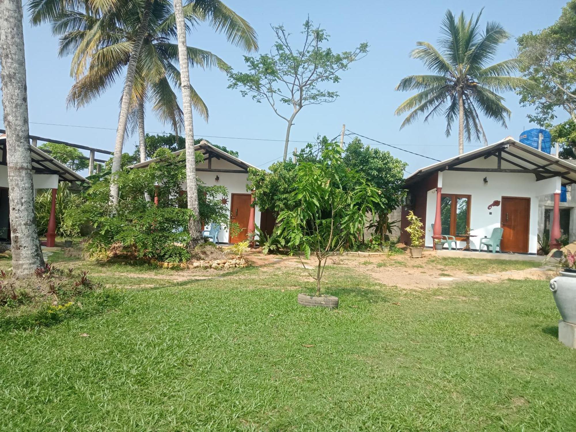 Freedom192 Hotel Weligama Buitenkant foto
